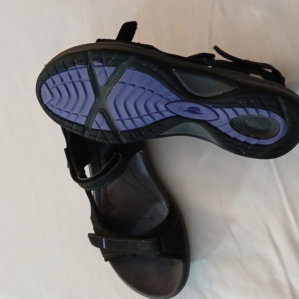 Easy Spirit Black Sandals 7.5 - Picture 4 of 5